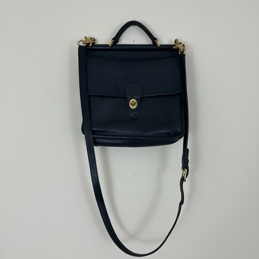 Vintage Coach Willis Shoulder Bag Womens Black Leather Turn-Lock Crossbody Strap